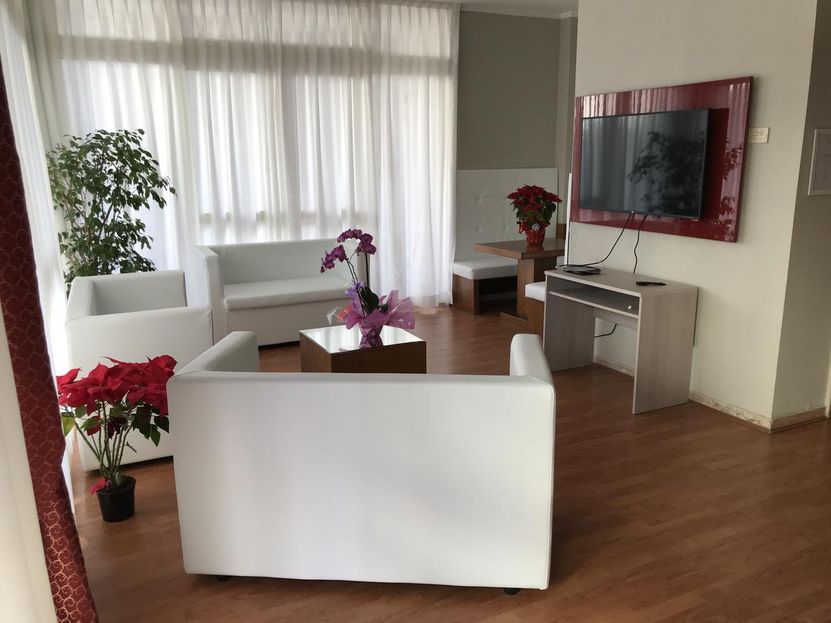 Hotel Annetta Ріміні Екстер'єр фото
